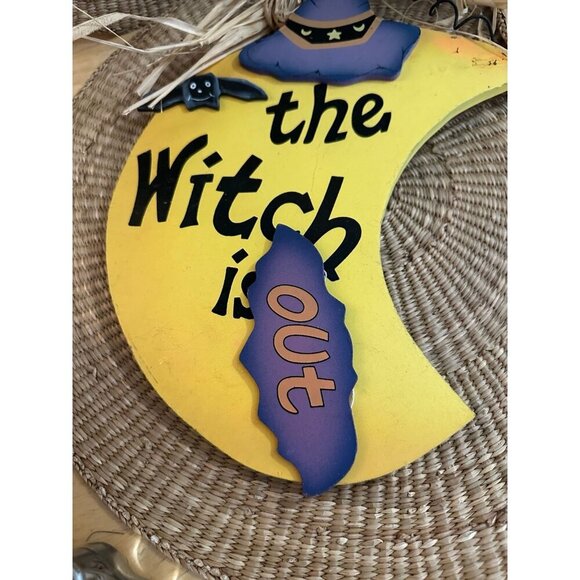 Vintage the witch is in Crescent Moon - Picture 4 of 9